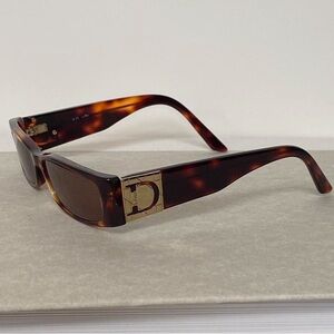 VINTAGE DIOR TORTOISE SUNGLASSES✨